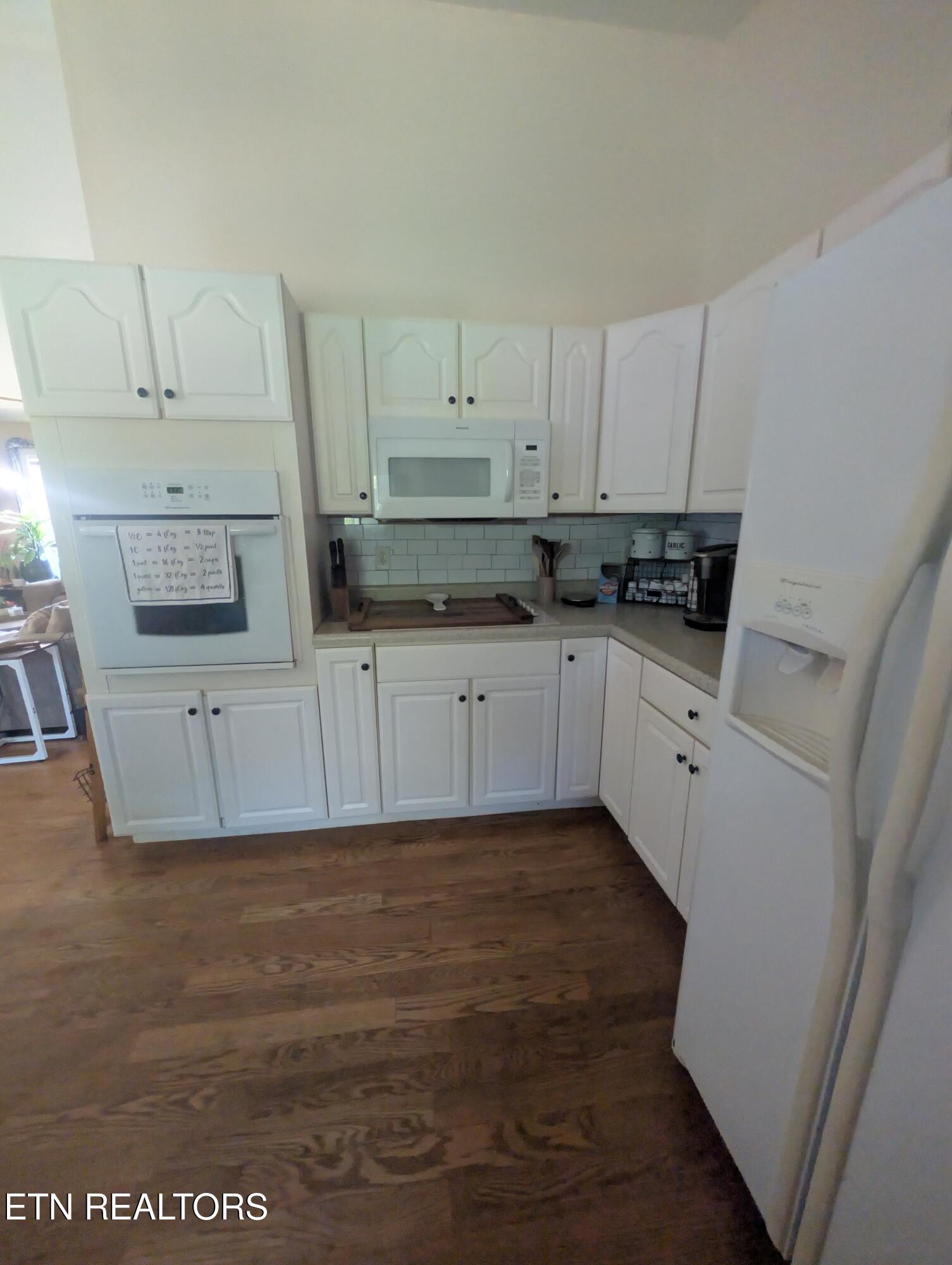 207 Brantley Acres Speedwell, TN 37870 - Photo 5 of 16 1000019147