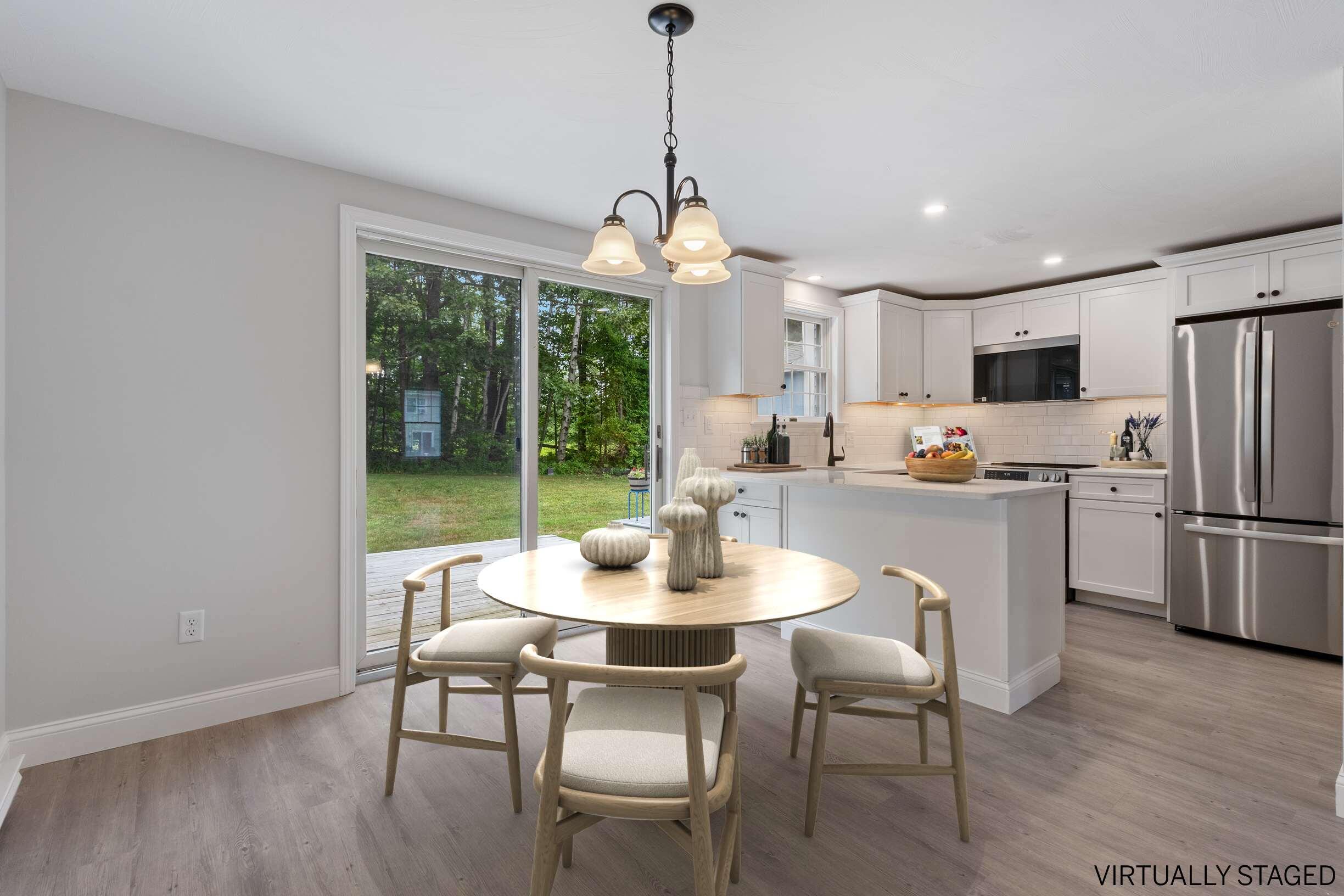 54 Blacksmith Road, Unit 11D Wells, ME 04090 - Photo 5 of 29 Dining Area