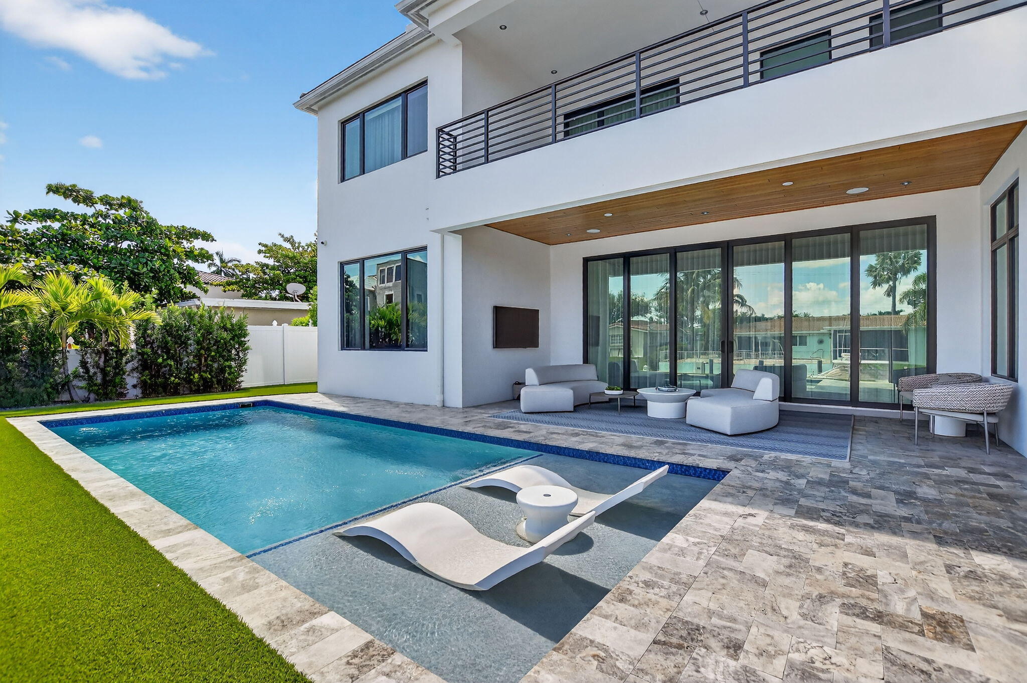 725 Northeast 71st Street Boca Raton, FL 33487 - Photo 26 of 63 14-web-or-mls-015_DSC_0231