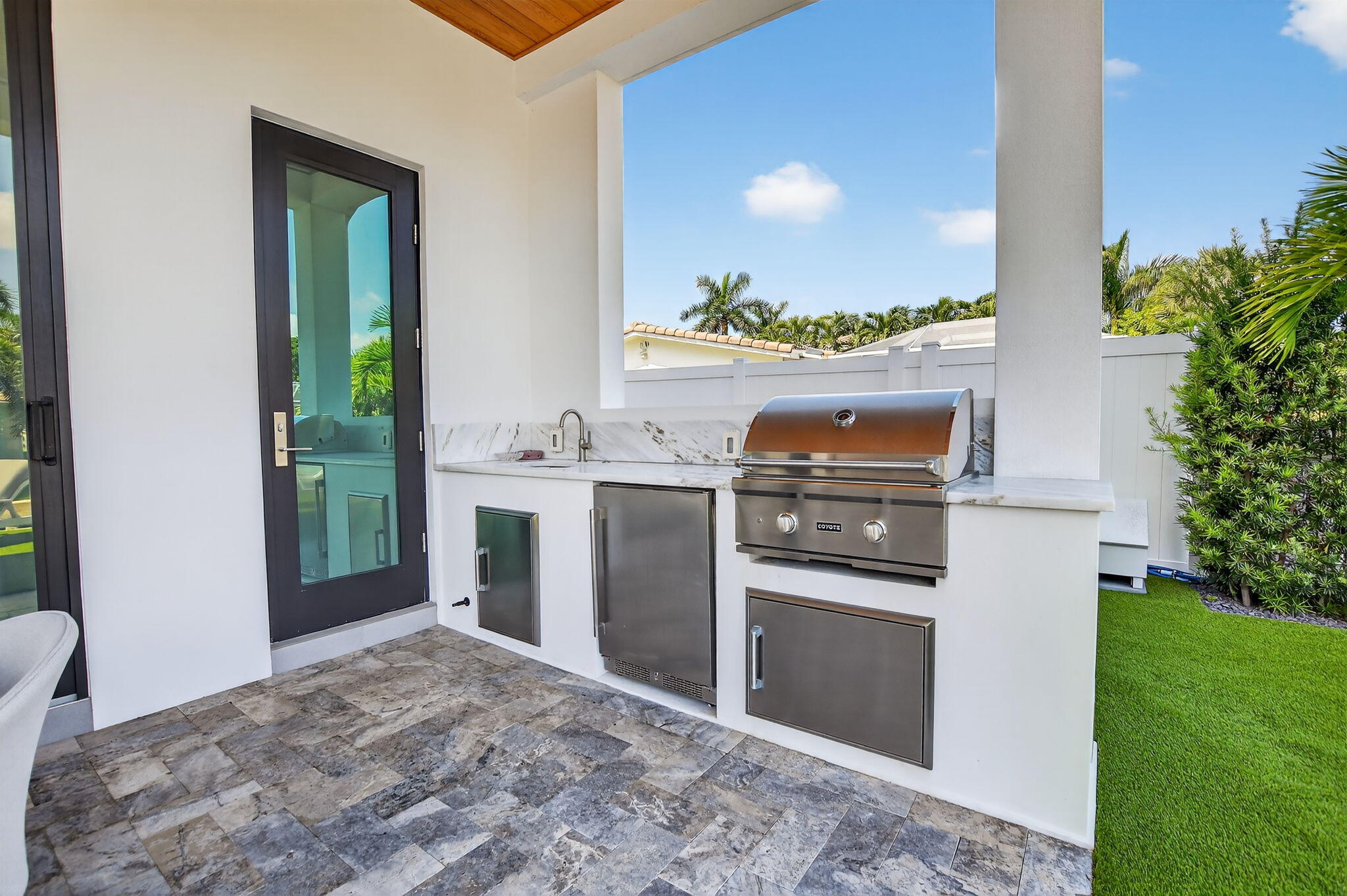 725 Northeast 71st Street Boca Raton, FL 33487 - Photo 29 of 63 24-web-or-mls-024_DSC_0277