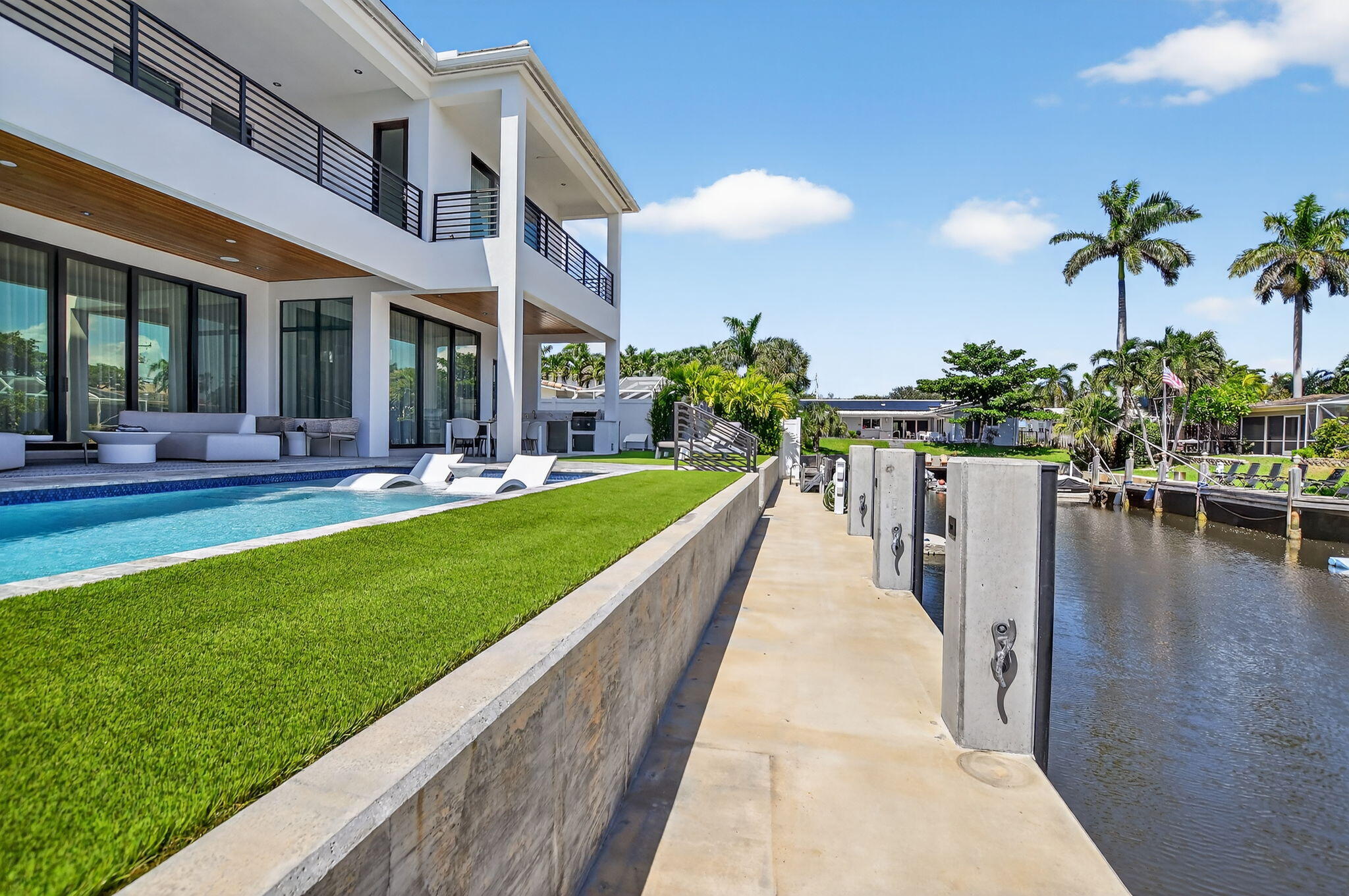 725 Northeast 71st Street Boca Raton, FL 33487 - Photo 7 of 63 26-web-or-mls-026_DSC_0287