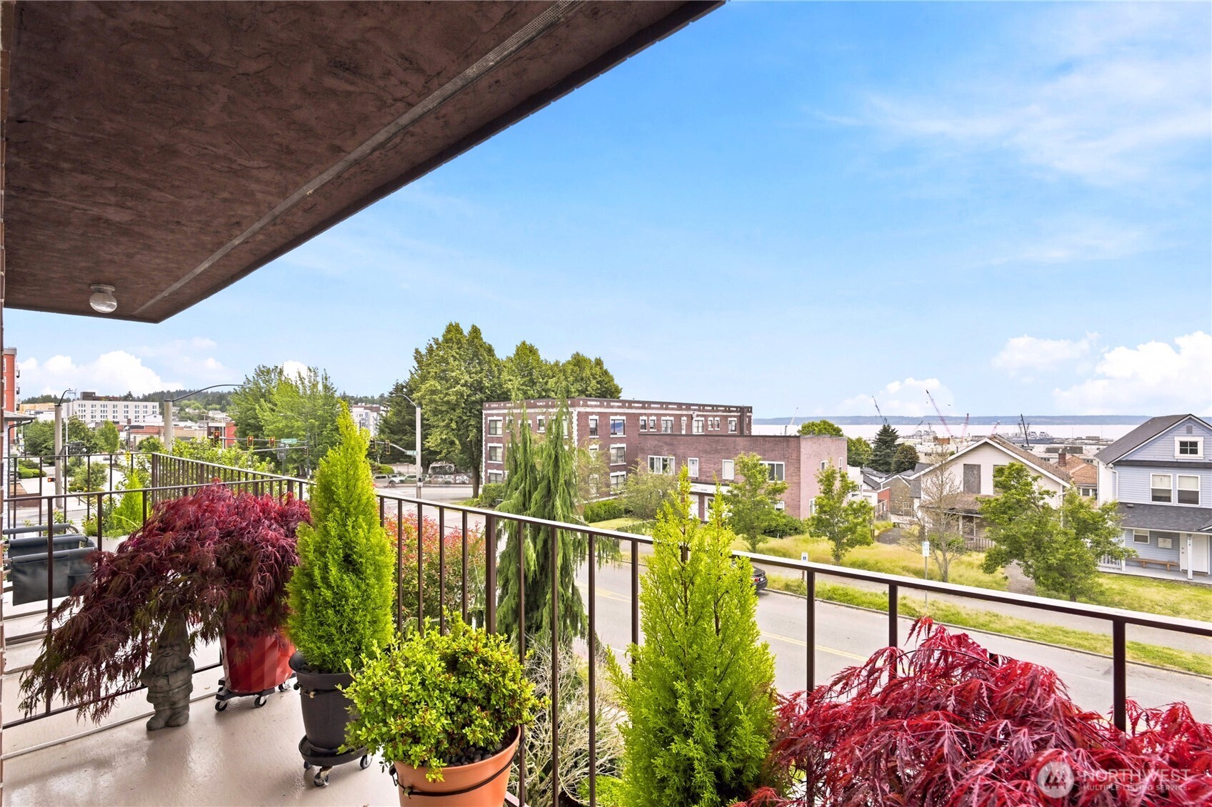 2619 Rucker Avenue, Unit 6 Everett, WA 98201 - Photo 9 of 25