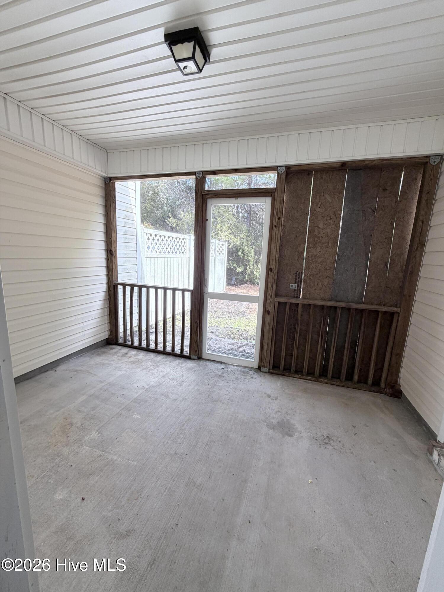 202 Springwood Drive Jacksonville, NC 28546 - Photo 12 of 12 IMG_1209