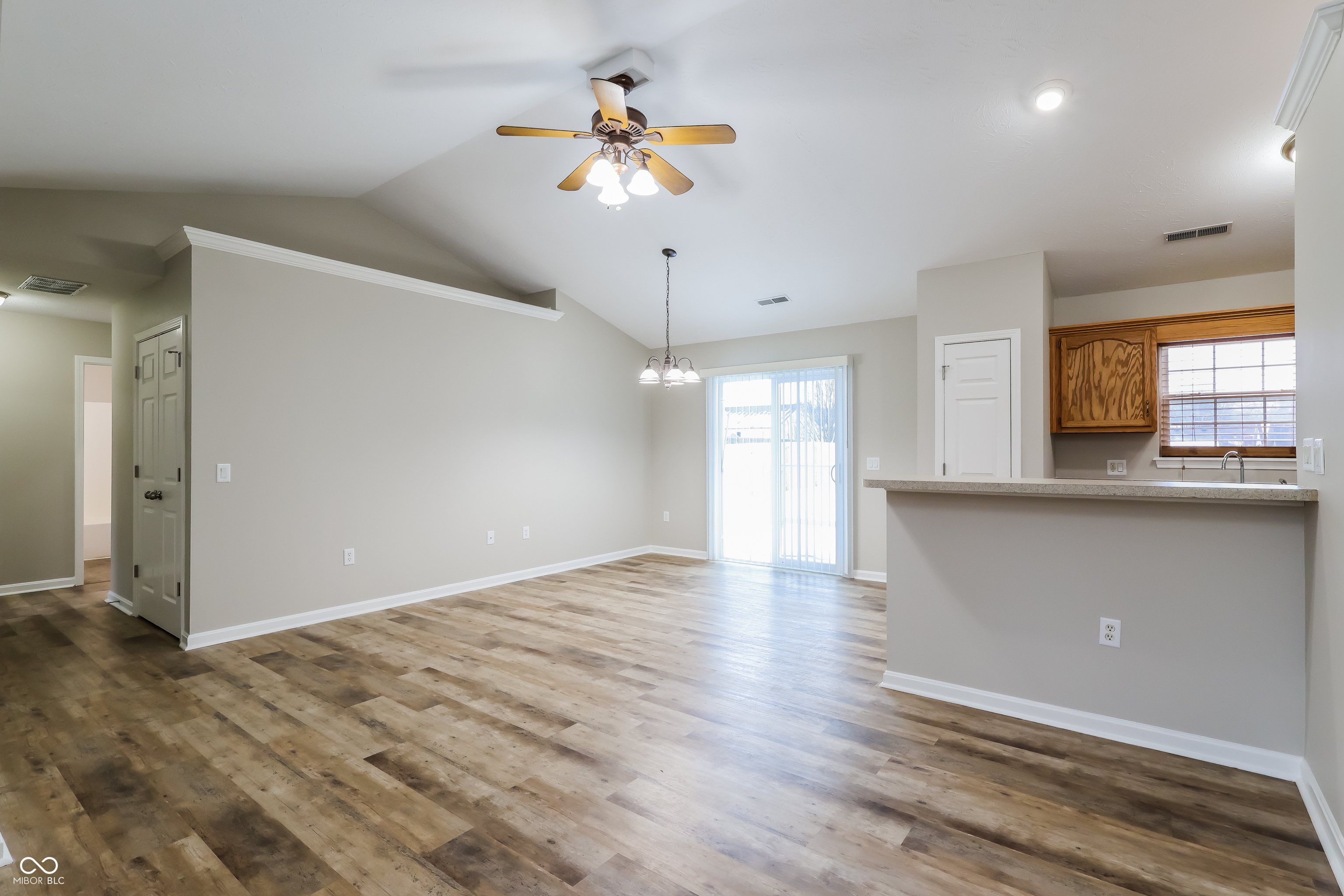 13236 Sunnybrook Drive Memphis, IN 47143 - Photo 4 of 16