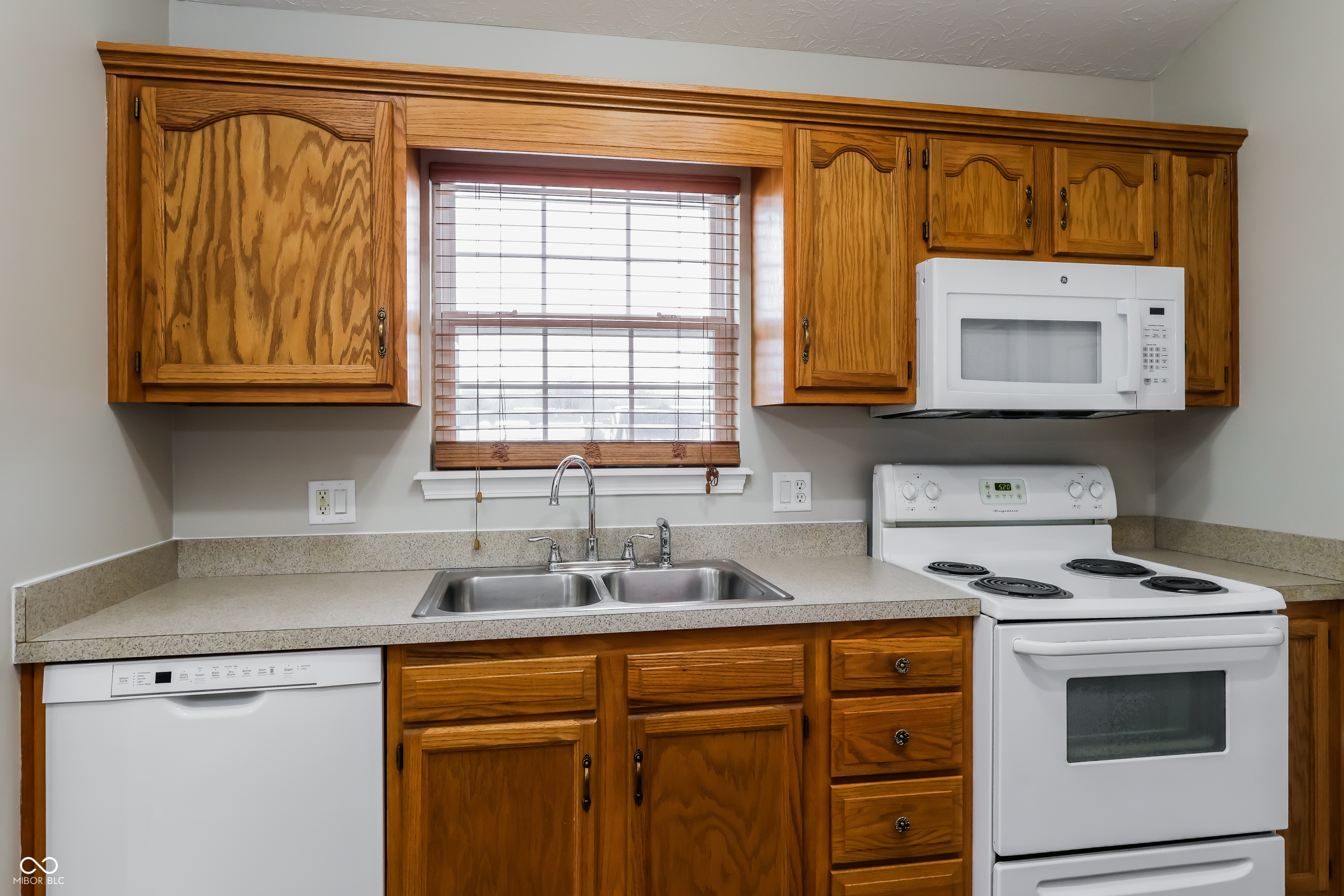 13236 Sunnybrook Drive Memphis, IN 47143 - Photo 6 of 16