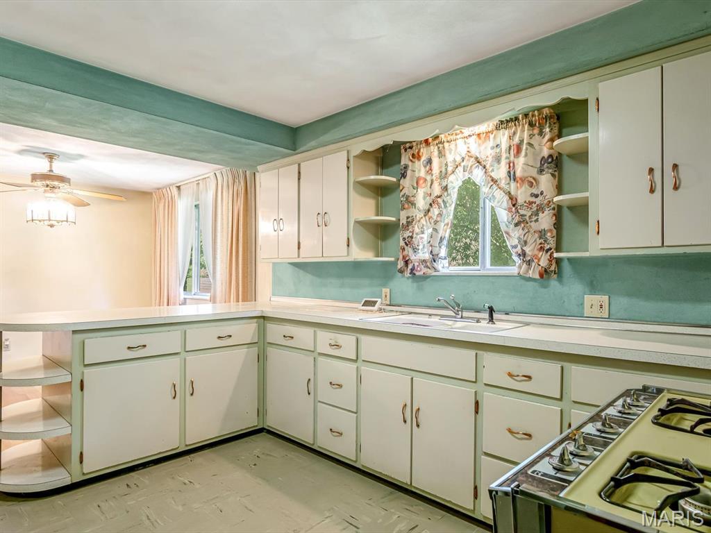 511 South 10th Street Belleville, IL 62220 - Photo 11 of 39
