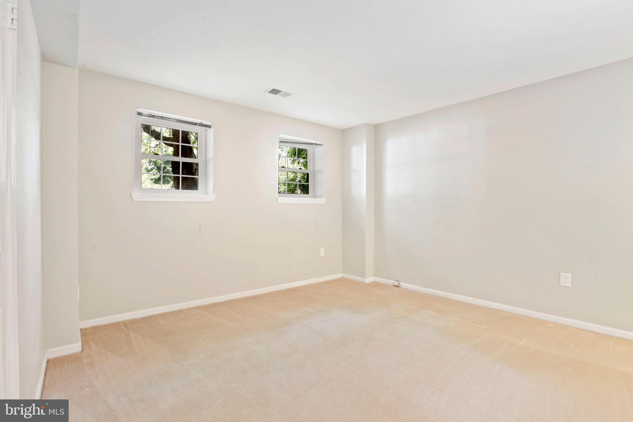 11366 Baroque Road Silver Spring, MD 20901 - Photo 22 of 26 Bedroom 3