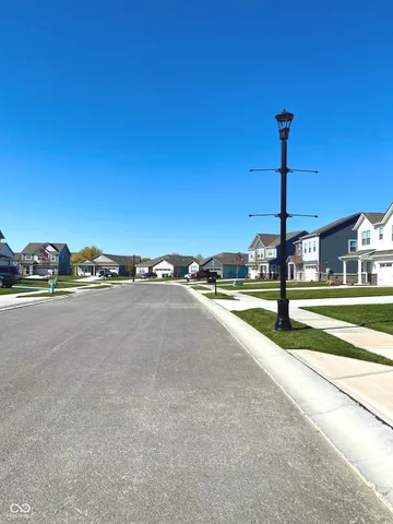 $2,560 | 6738 Willow Way, McCordsville, IN 46055