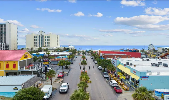 $1,099,000 | 214 2nd Avenue South, North Myrtle Beach, SC 29582