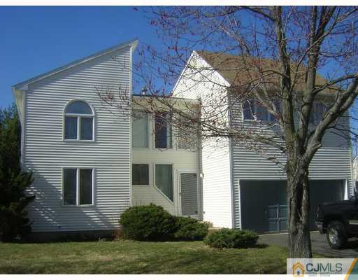 37 Pullman Loop Dayton, NJ 08810 - Photo 6 of 6 Gallery Image 6