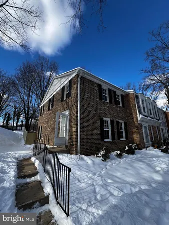 $575,000 | 8581 Chester Grove Court, Springfield, VA 22153