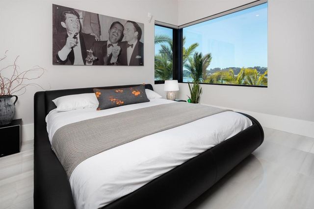 $9,250,000 | 1095 Hoover Street, Carlsbad, CA 92008