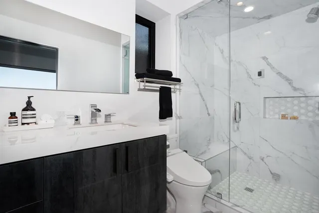 $9,250,000 | 1095 Hoover Street, Carlsbad, CA 92008