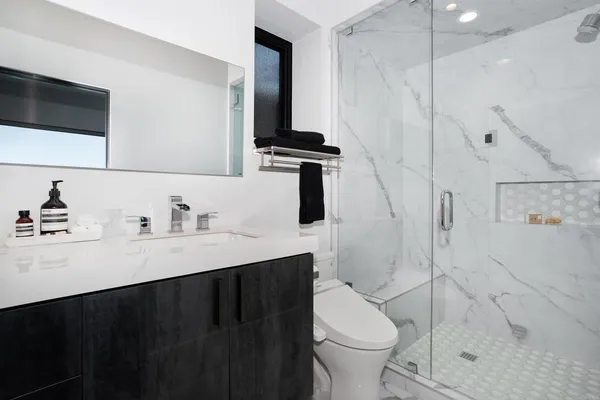 $8,249,000 | 1095 Hoover Street, Carlsbad, CA 92008