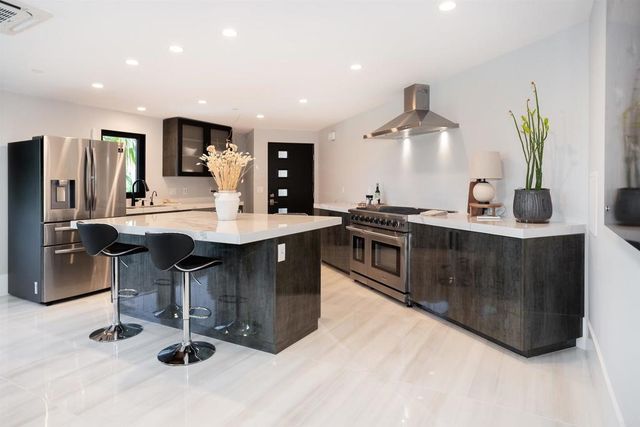 $9,250,000 | 1095 Hoover Street, Carlsbad, CA 92008