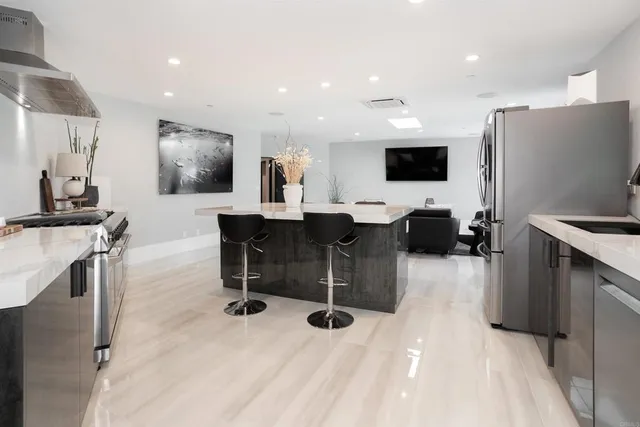 $9,250,000 | 1095 Hoover Street, Carlsbad, CA 92008