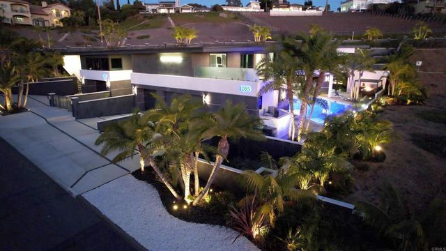 $9,250,000 | 1095 Hoover Street, Carlsbad, CA 92008