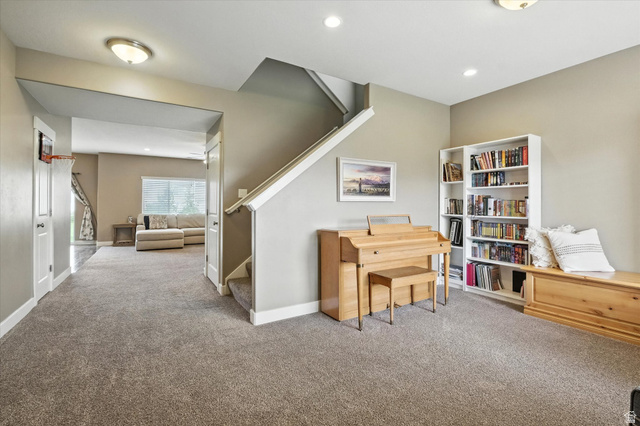 1055 West 2500th Street South Logan, UT 84321 - Photo 6 of 53