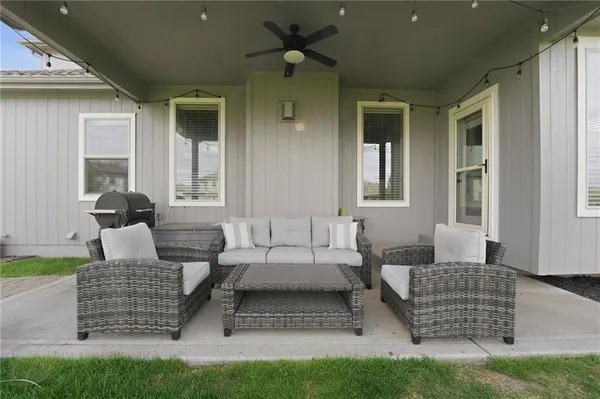 $639,950 | 3106 Southeast 3rd Terrace, Lee's Summit, MO 64063