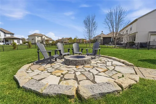 $639,950 | 3106 Southeast 3rd Terrace, Lee's Summit, MO 64063