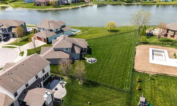 $639,950 | 3106 Southeast 3rd Terrace, Lee's Summit, MO 64063