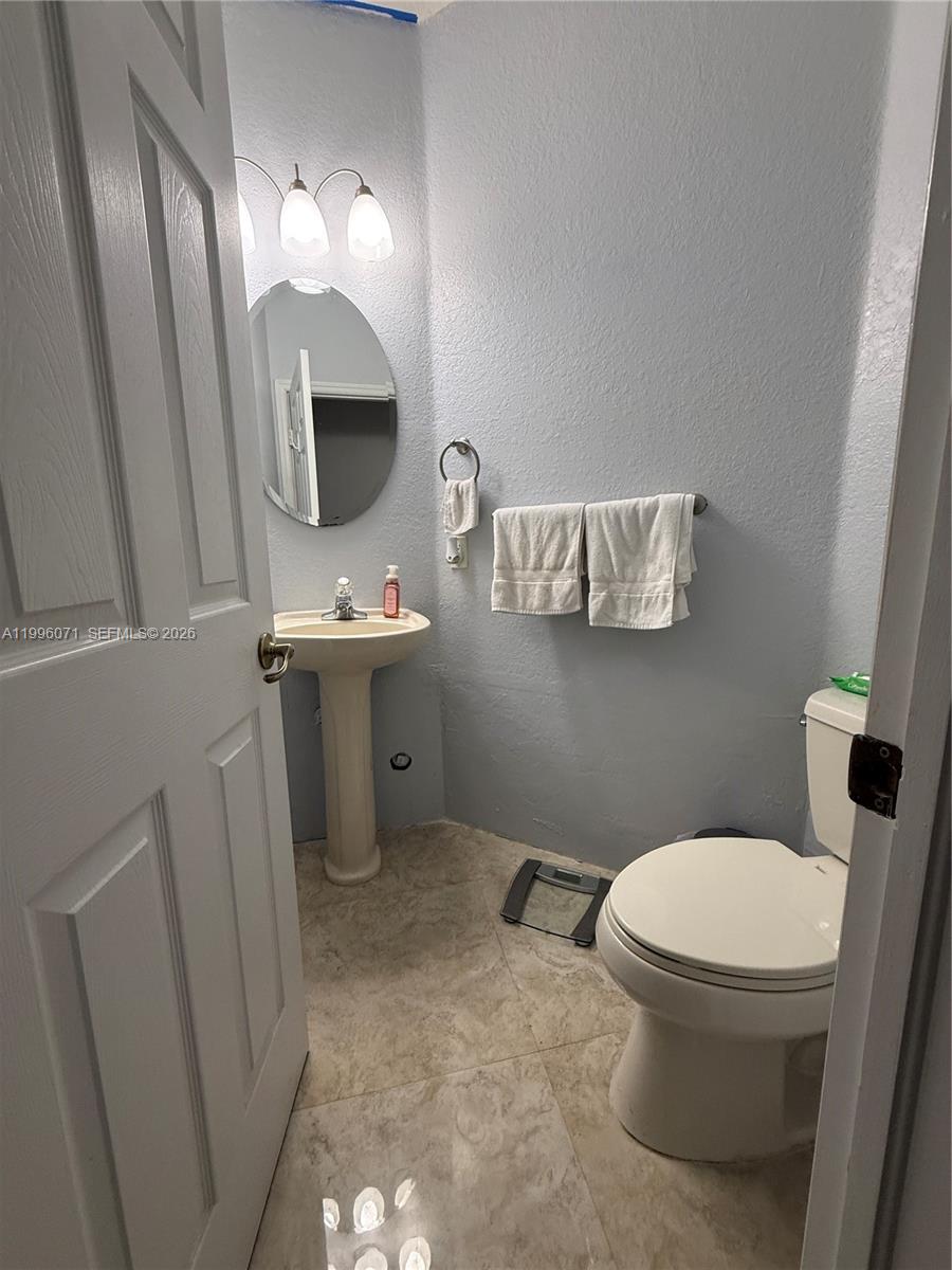 12404 Southwest 124th Path Miami, FL 33186 - Photo 11 of 28