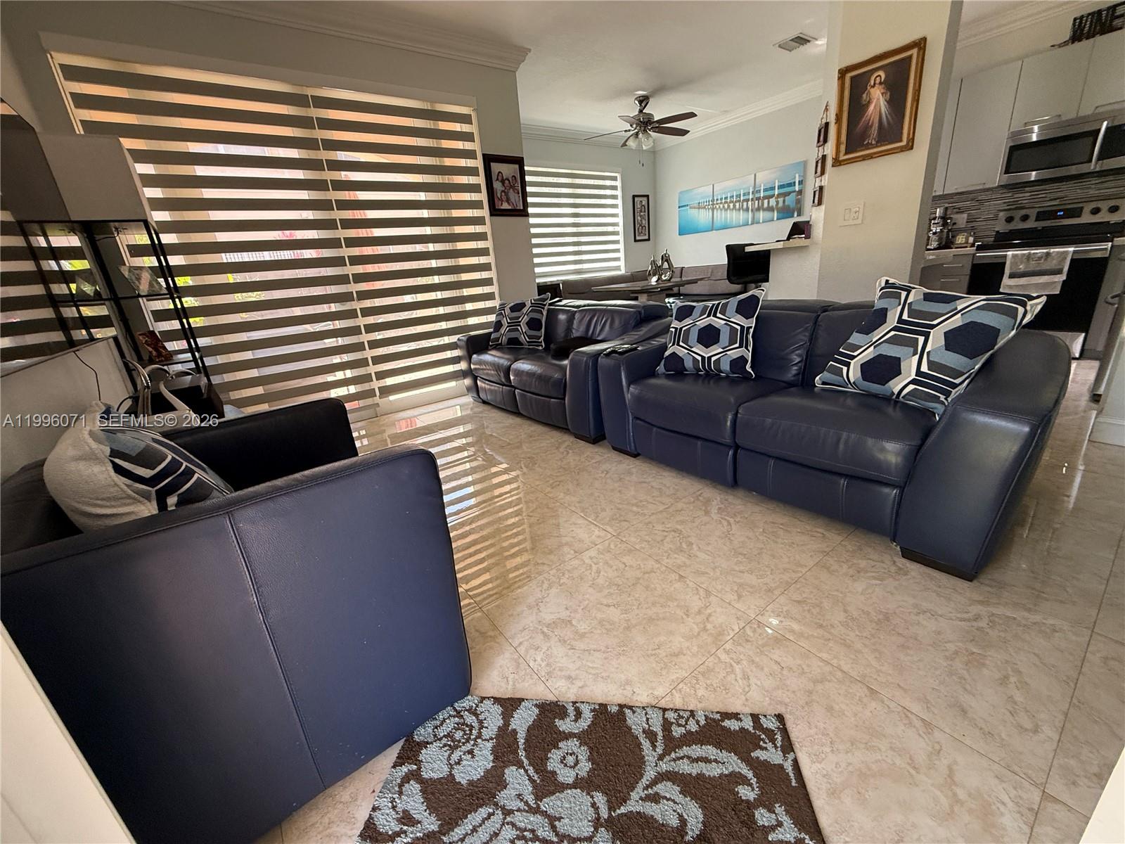 12404 Southwest 124th Path Miami, FL 33186 - Photo 8 of 28