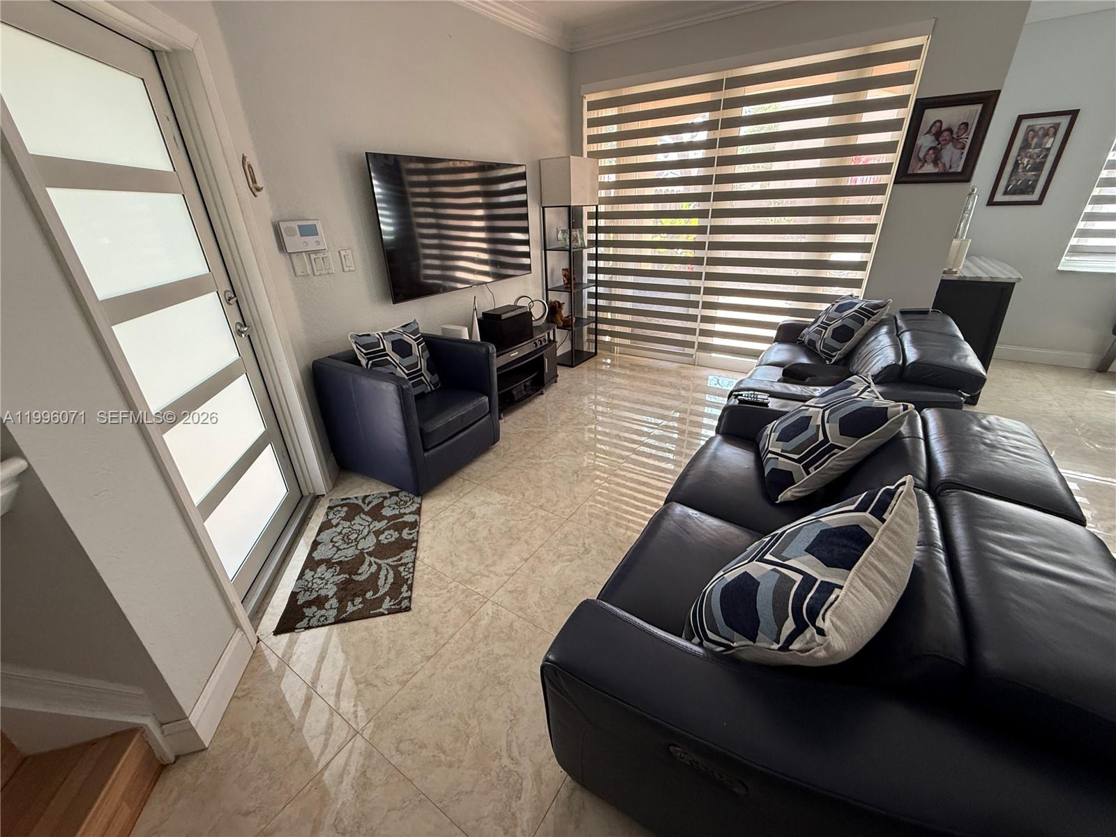 12404 Southwest 124th Path Miami, FL 33186 - Photo 9 of 28