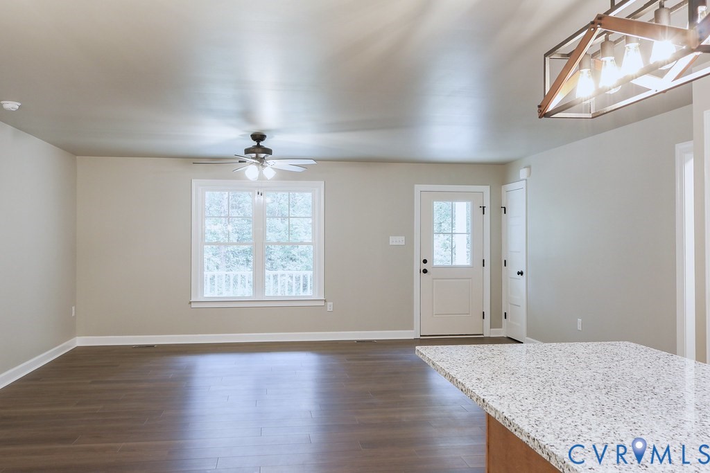 284 Hughes Road Farmville, VA 23901 - Photo 4 of 23 Gallery Image 4