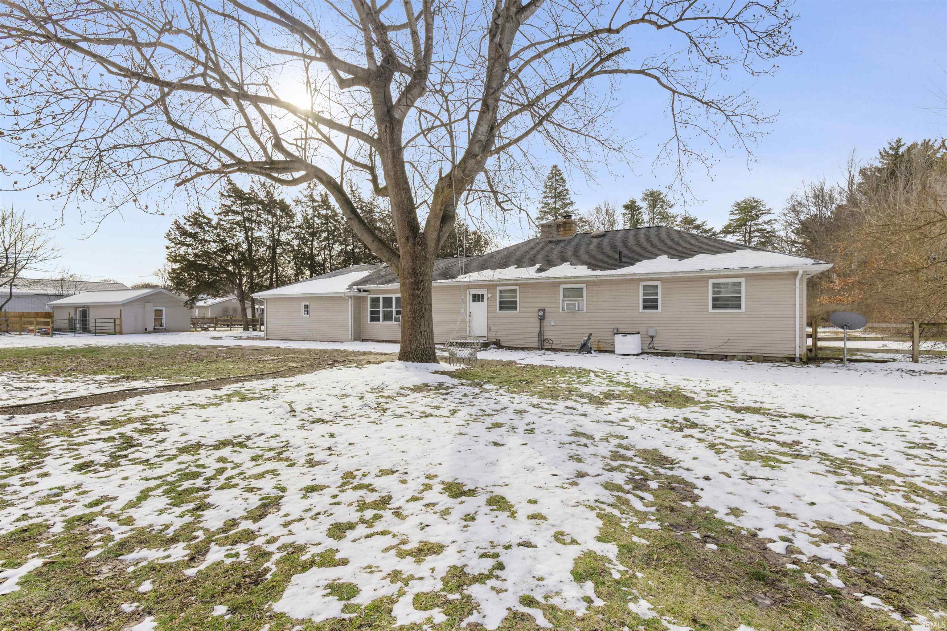 11103 Edison Road Osceola, IN 46561 - Photo 14 of 17