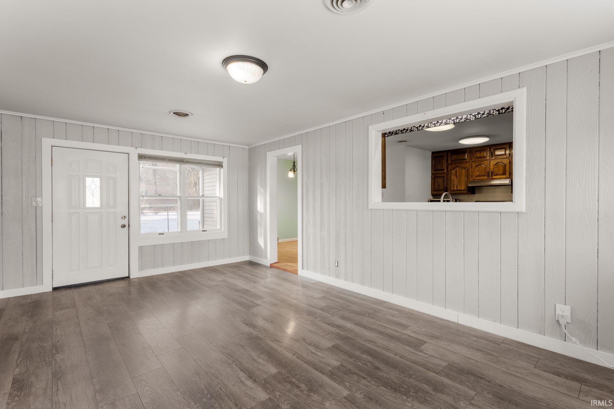 11103 Edison Road Osceola, IN 46561 - Photo 5 of 17