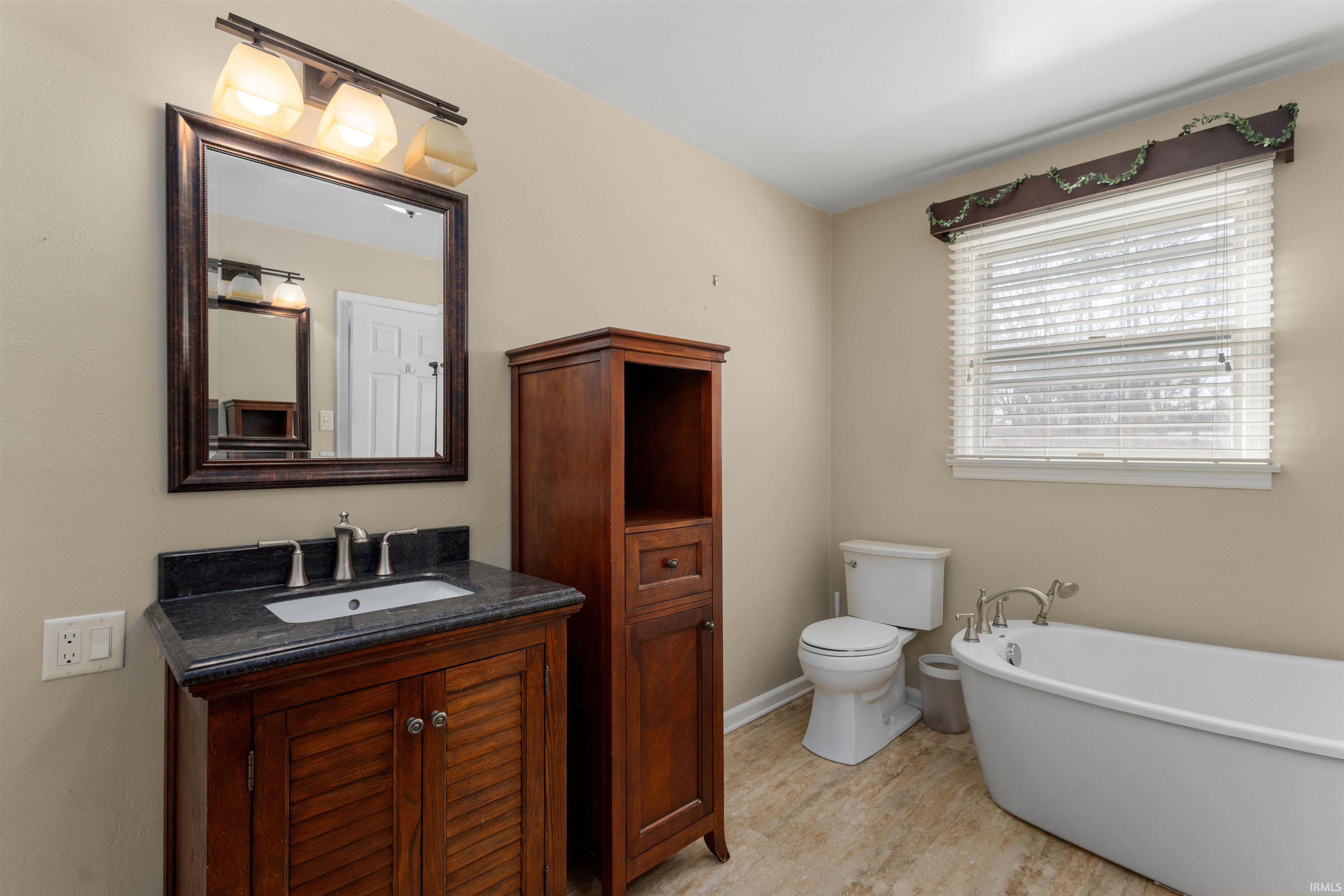 11103 Edison Road Osceola, IN 46561 - Photo 10 of 17