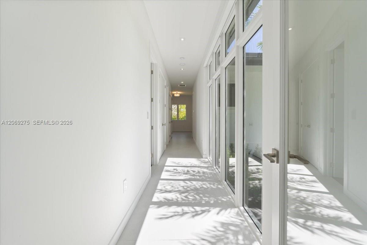 9025 Southwest 114th Street Miami, FL 33176 - Photo 13 of 45 Photo 13