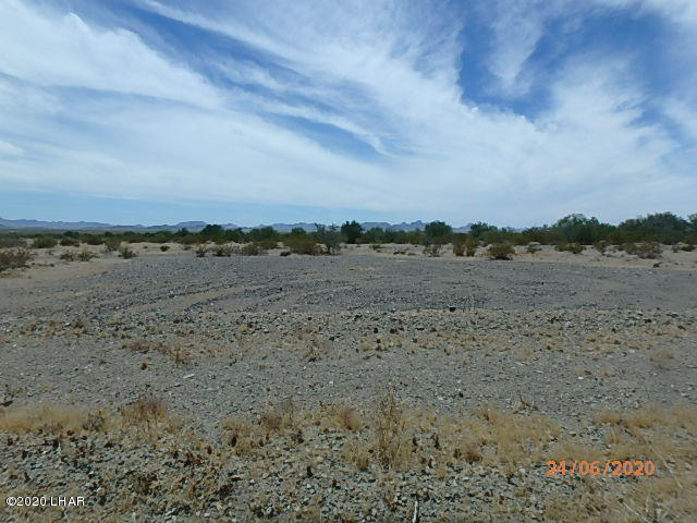 40326 McVay Road Salome, AZ 85348 - Photo 2 of 7 P6240663