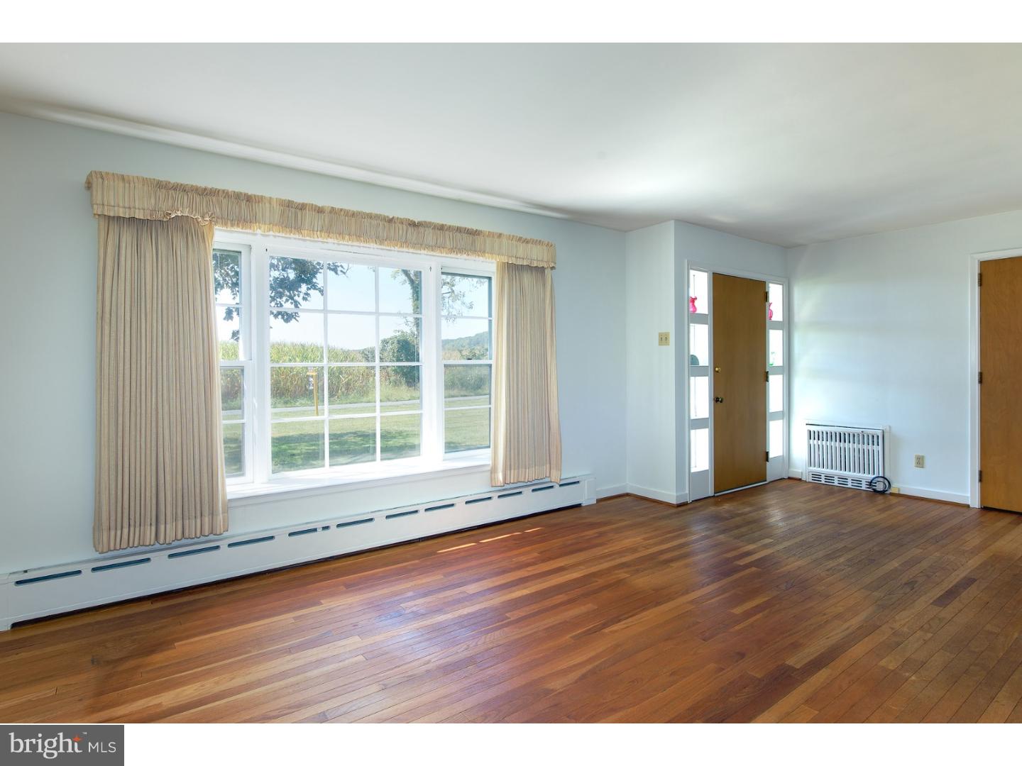 407 Hoch Road Oley, PA 19547 - Photo 4 of 25 Gallery Image 4
