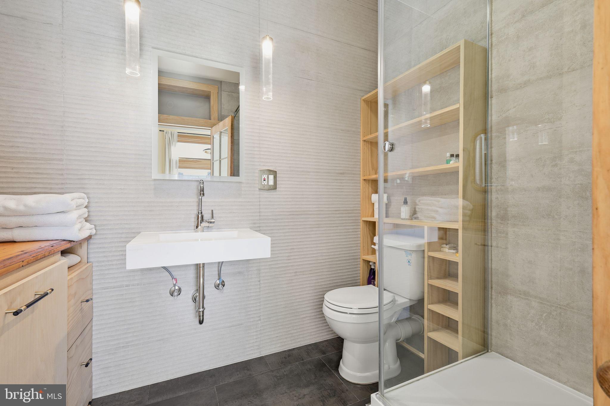 33 Q Street Northeast Washington, DC 20002 - Photo 15 of 28 Primary Bath