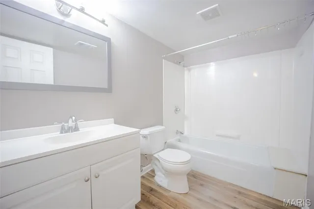 $80,000 | 1042 Lafayette Court, Unit D, Collinsville, IL 62234