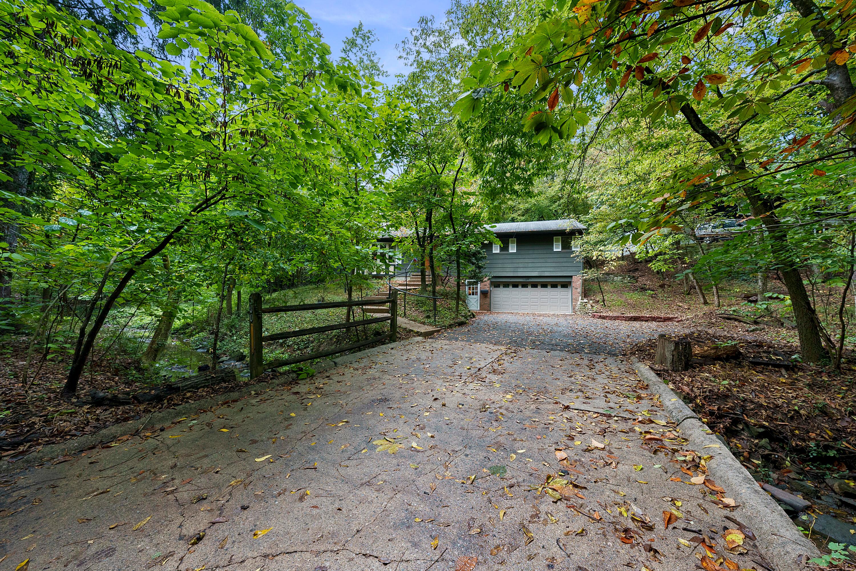 300 Walhalla Road Columbus, OH 43202 - Photo 41 of 50 Front Entry Driveway & Bridge off Walhalla Ravine