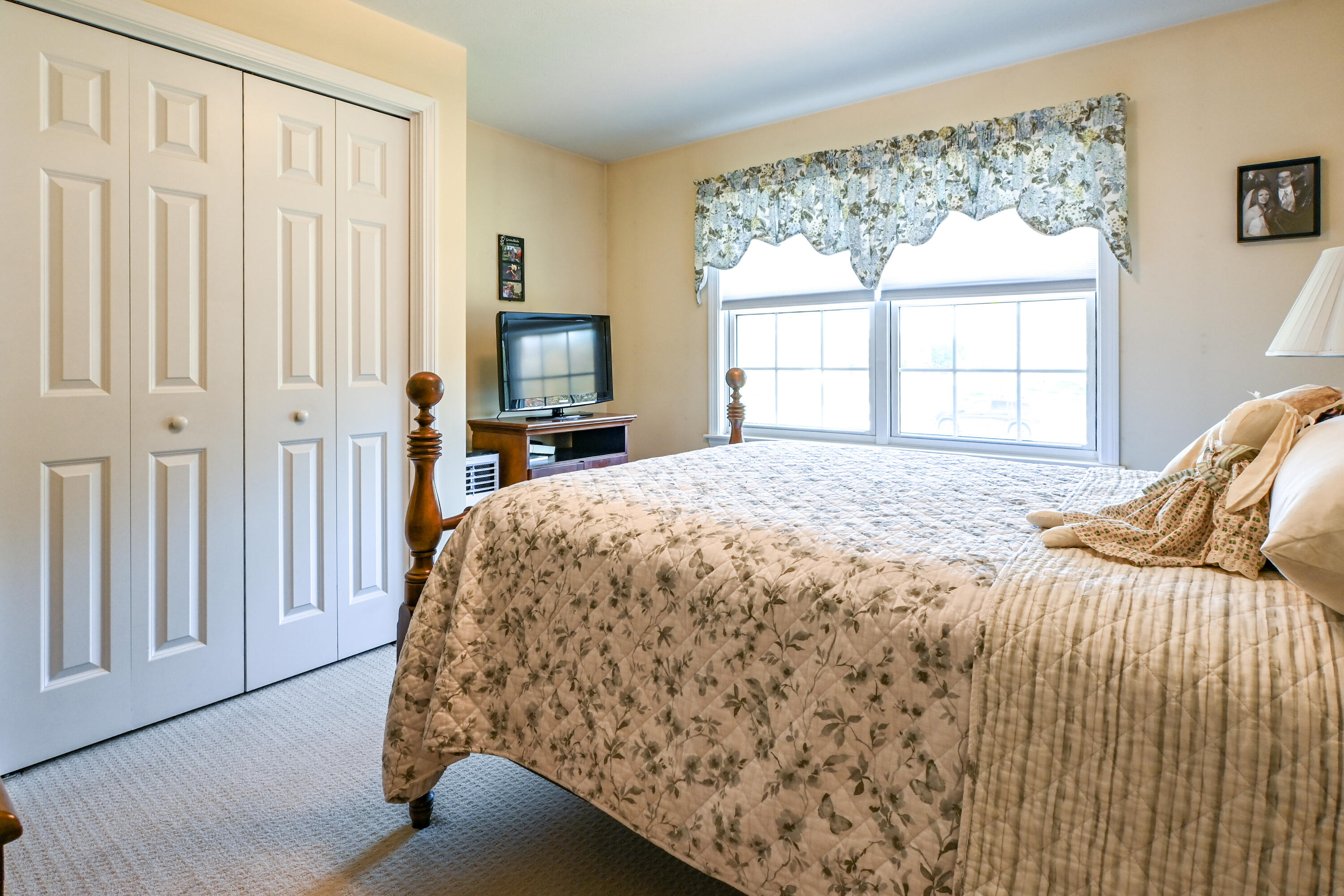 28 East Wind Drive Buxton, ME 04093 - Photo 27 of 58 Bedroom 1