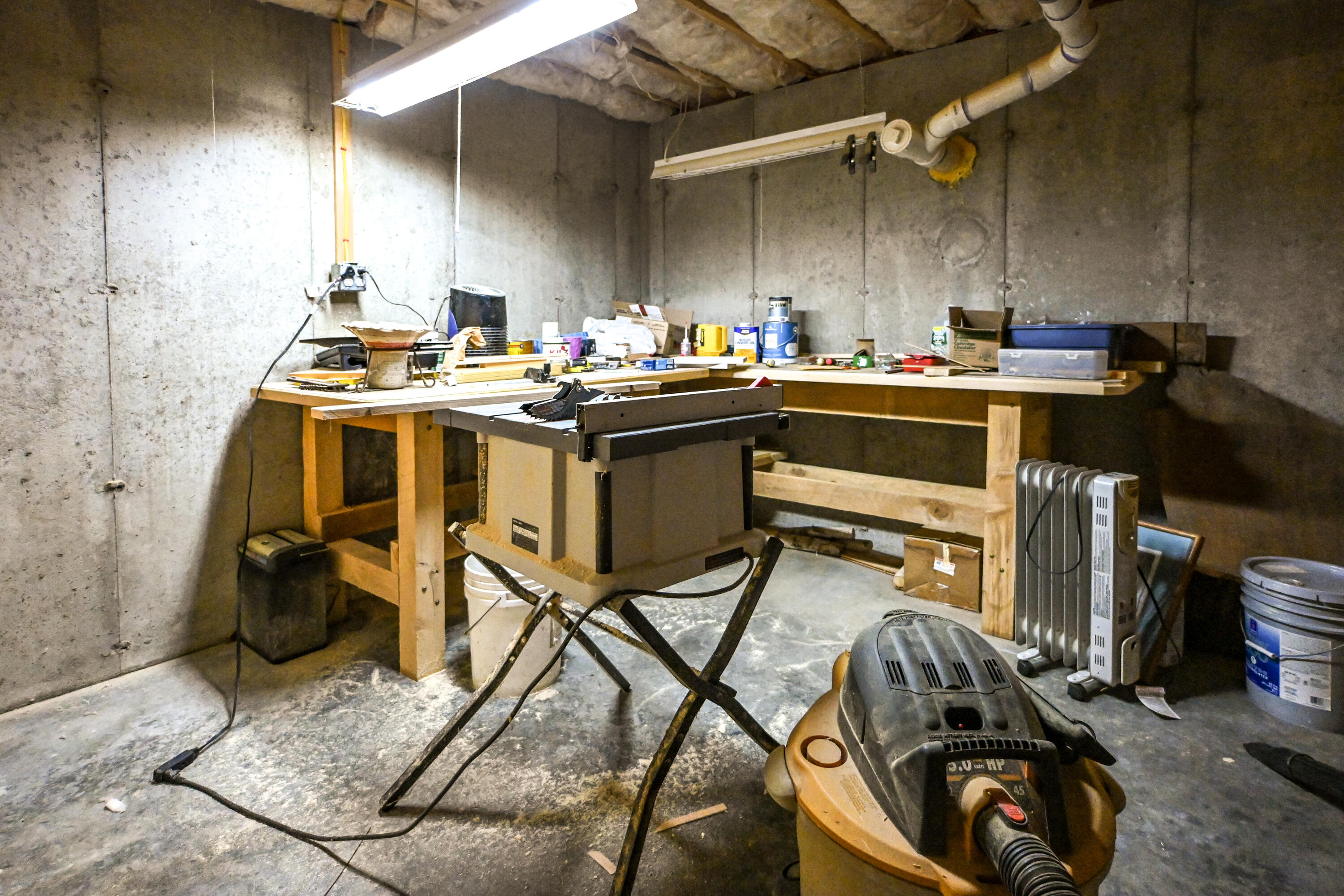 28 East Wind Drive Buxton, ME 04093 - Photo 43 of 58 Woodshop Area