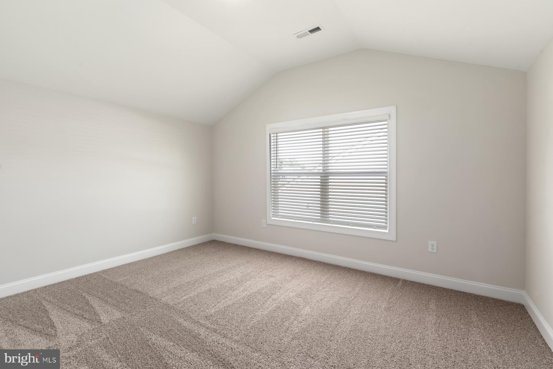 16 Brompton Street Falling Waters, WV 25419 - Photo 13 of 15
