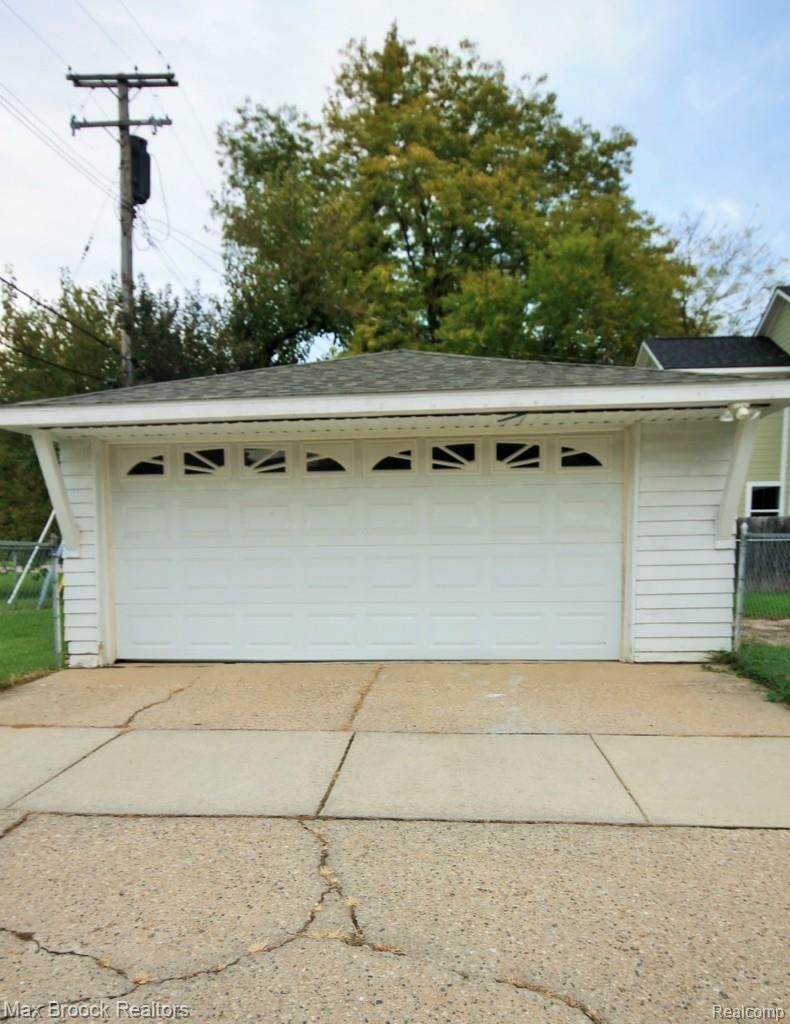 601 Lockwood Road Royal Oak, MI 48067 - Photo 36 of 36 2014-10-13 20.13