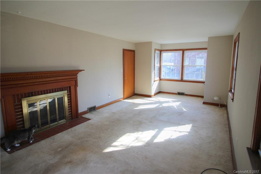 21 Brevard Road Asheville, NC 28806 - Photo 5 of 12 Gallery Image 5