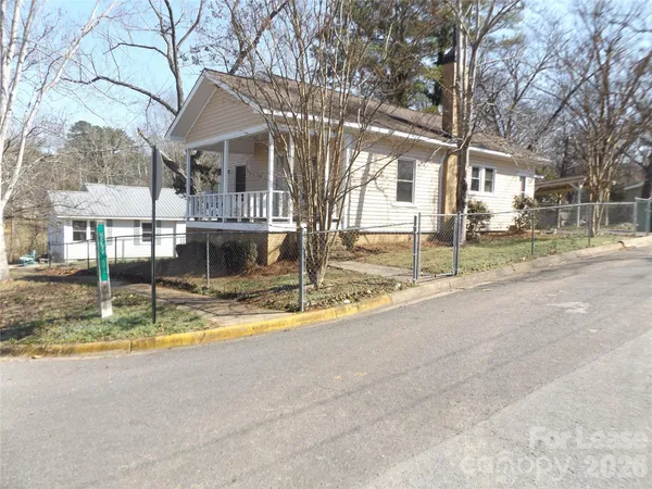 $1,495 | 304 Aikman Avenue, Norwood, NC 28128