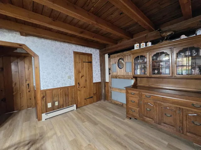 a view of a storage & utility room