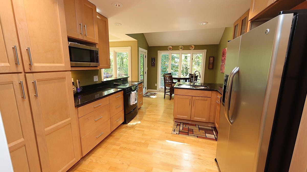 4005 Lake Springs Court Raleigh, NC 27613 - Photo 16 of 38 Kitchen