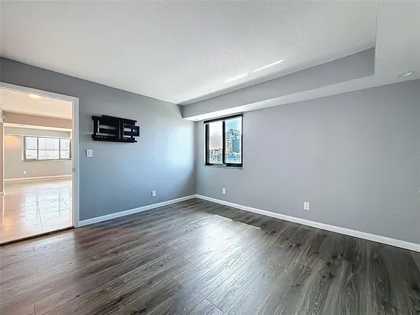 $5,500 | 201 West Laurel Street, Unit 1006, Tampa, FL 33602