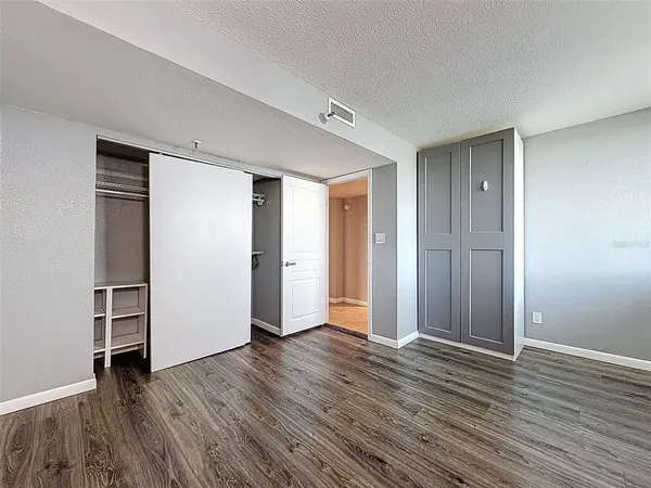 $5,500 | 201 West Laurel Street, Unit 1006, Tampa, FL 33602