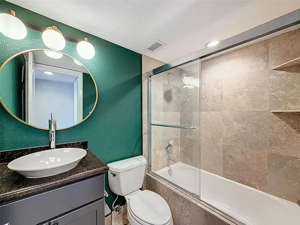$5,500 | 201 West Laurel Street, Unit 1006, Tampa, FL 33602