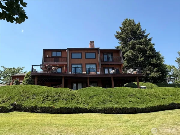 $599,900 | 14 Hahn Road, Omak, WA 98841